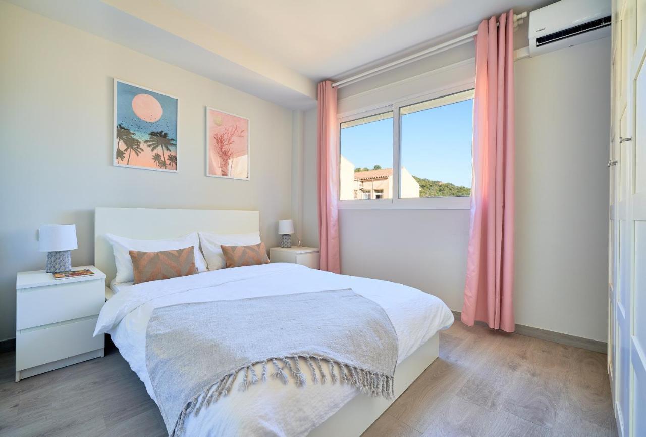 Ferienwohnung Charming And Bright Flat In The Heart Of Málaga Exterior foto
